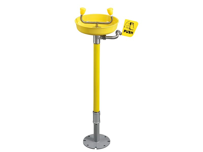 Emergency Eyewash Station, Pedestal Mount