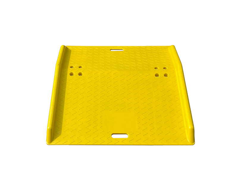 Portable Plastic Dock Plate For Hand Trucks, 36"Lx35"Wx5"H, 750 Lb. Capacity