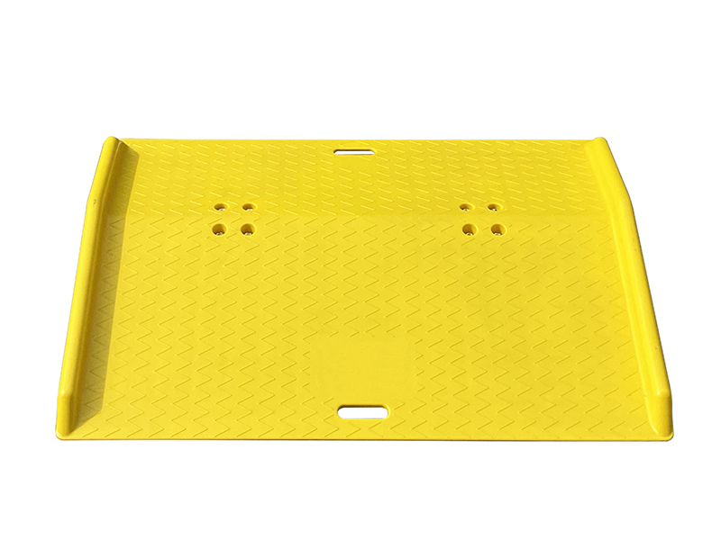 Portable Plastic Dock Plate For Hand Trucks, 36"Lx48"Wx5"H, 750 Lb. Capacity