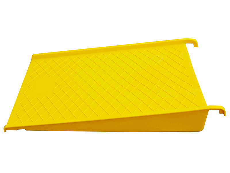 Polyethylene Spill Containment Platform Ramp, 1500 Lb. Capacity