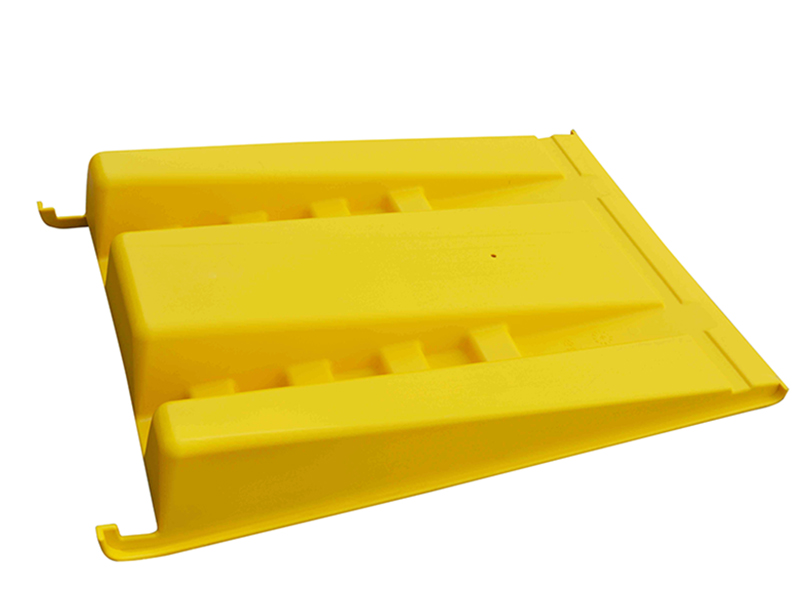 Polyethylene Spill Containment Platform Ramp, 1500 Lb. Capacity